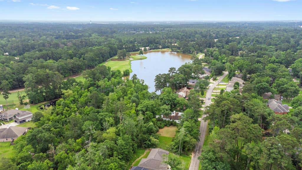 3 HANOVER LN, CONROE, TX 77304, photo 1 of 15