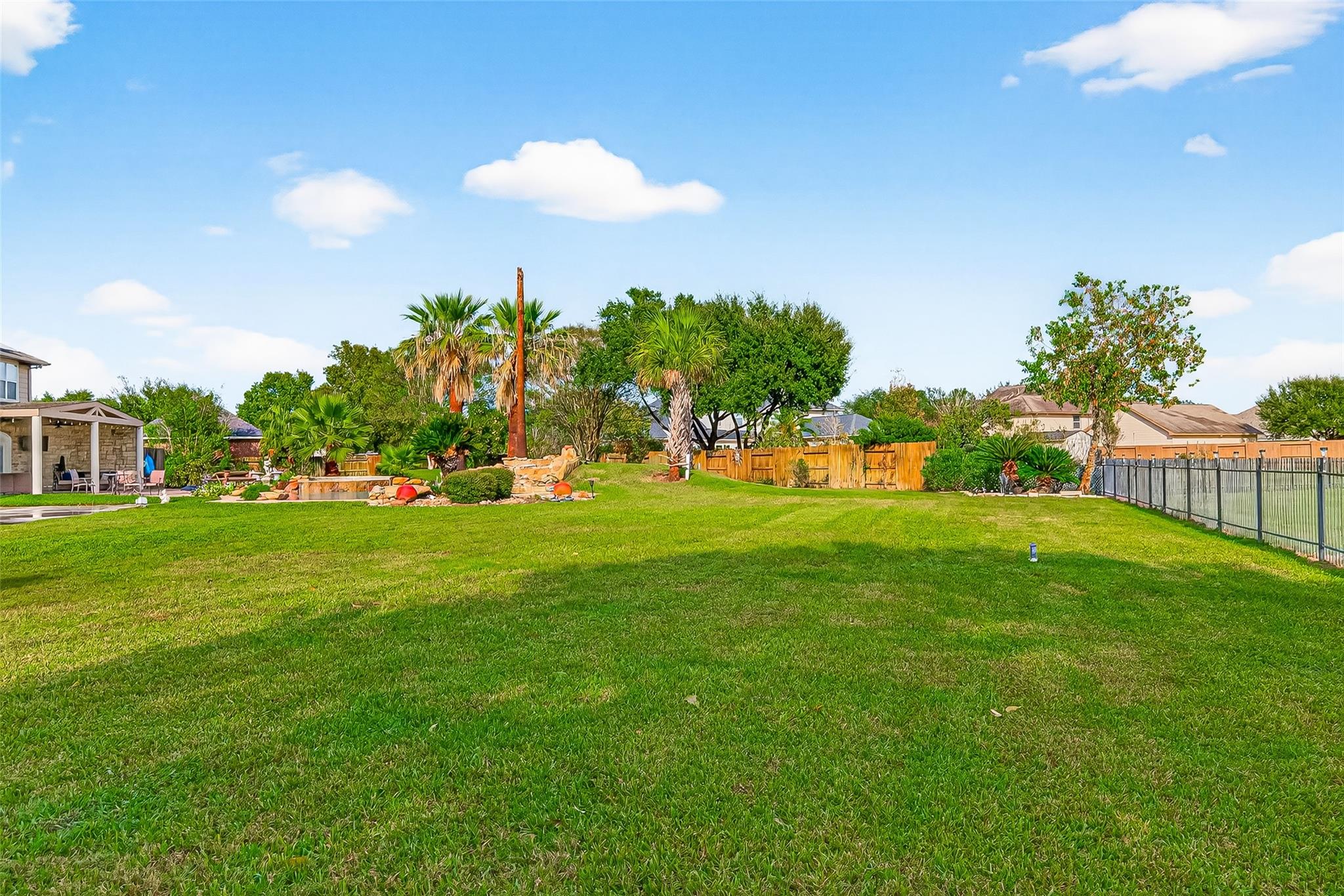 Cypress, Texas, 77433, United States, 5 Bedrooms Bedrooms, ,5 BathroomsBathrooms,Residential,Active,1998597