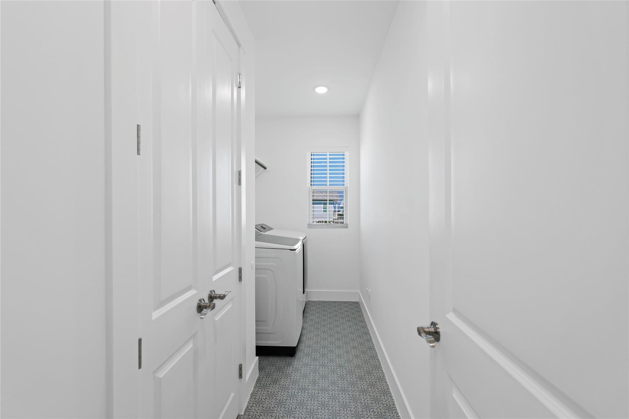 Galveston, Texas, 77554, United States, 4 Bedrooms Bedrooms, ,5 BathroomsBathrooms,Residential,Active,2007141