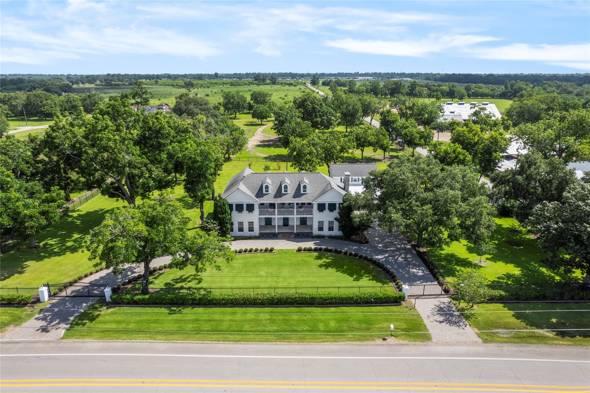 Richmond, Texas, 77469, United States, 7 Bedrooms Bedrooms, ,6 BathroomsBathrooms,Residential,Active,1880354