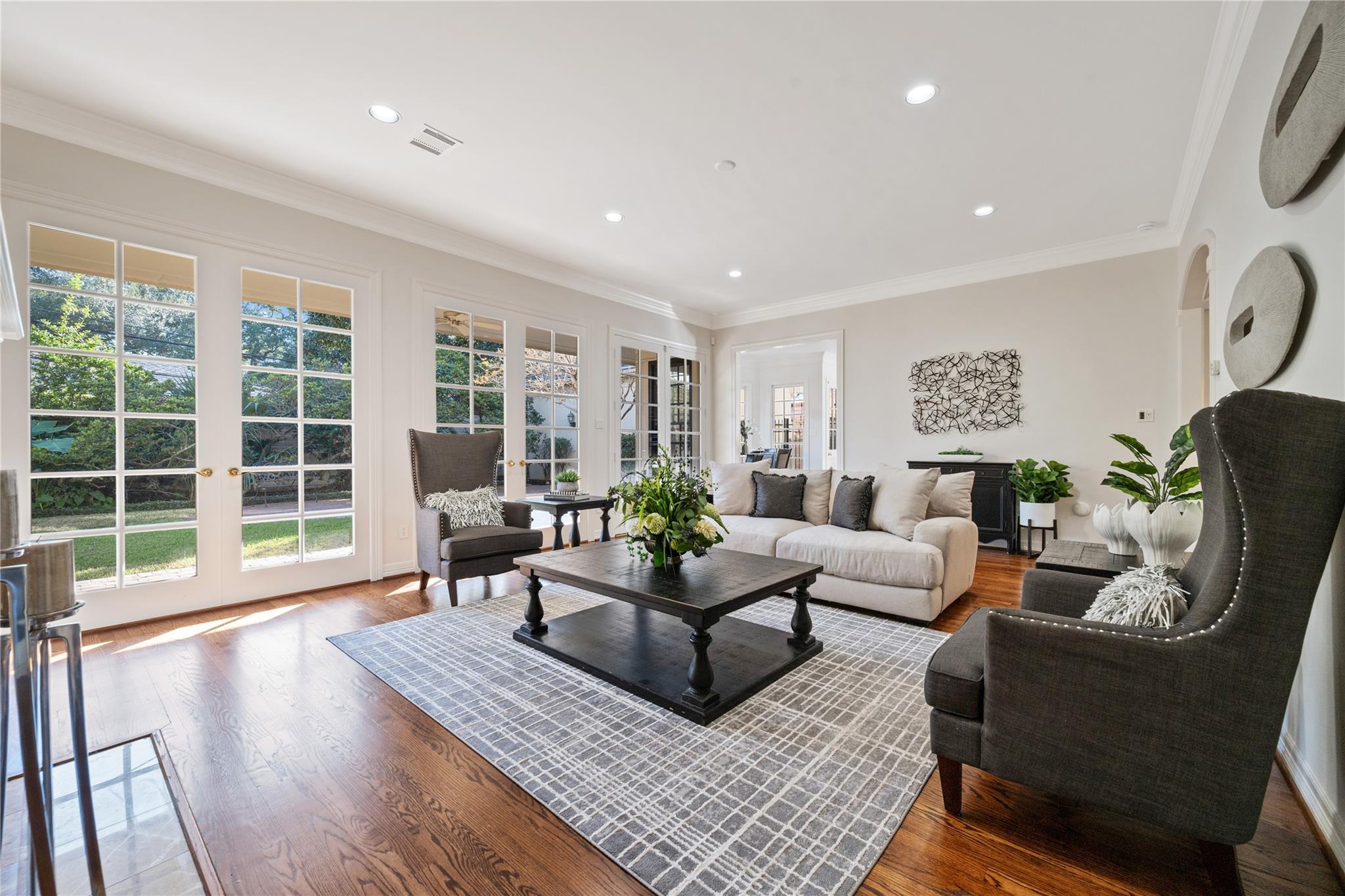 Houston, Texas, 77027, United States, 4 Bedrooms Bedrooms, ,5 BathroomsBathrooms,Residential,Active,1973647