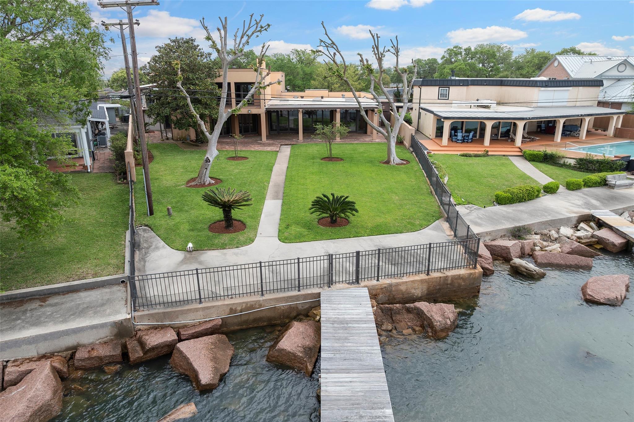 Galveston, Texas, 77550, United States, 4 Bedrooms Bedrooms, ,6 BathroomsBathrooms,Residential,Active,1905067