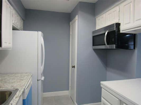 6001 REIMS RD APT 706, HOUSTON, TX 77036, photo 5 of 25