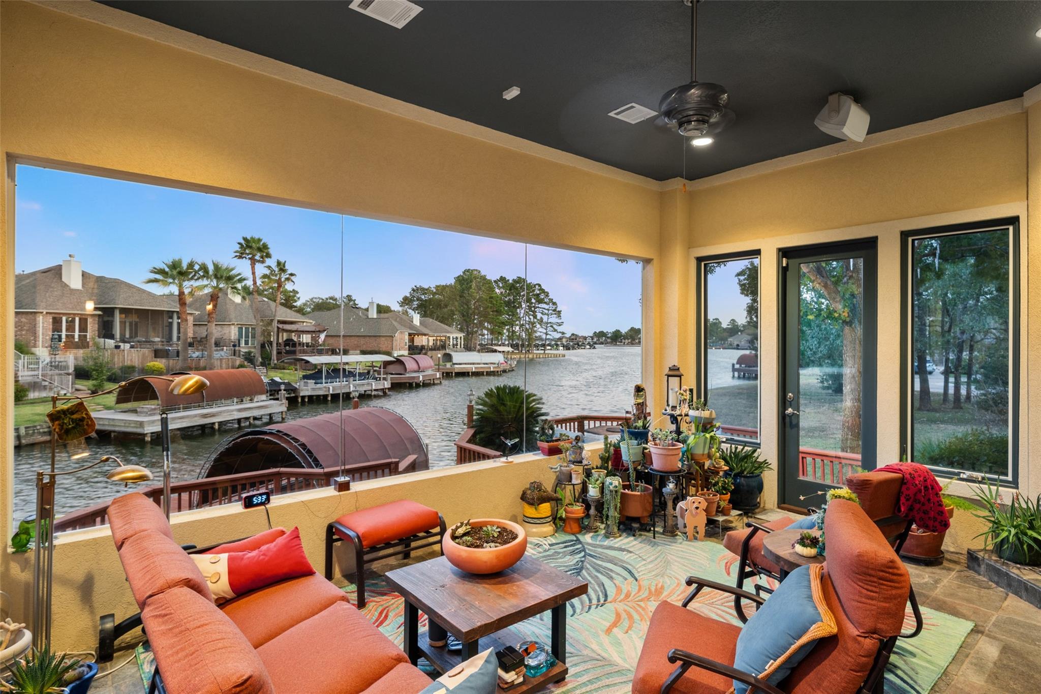 Montgomery, Texas, 77356, United States, 3 Bedrooms Bedrooms, ,4 BathroomsBathrooms,Residential,Active,1992537