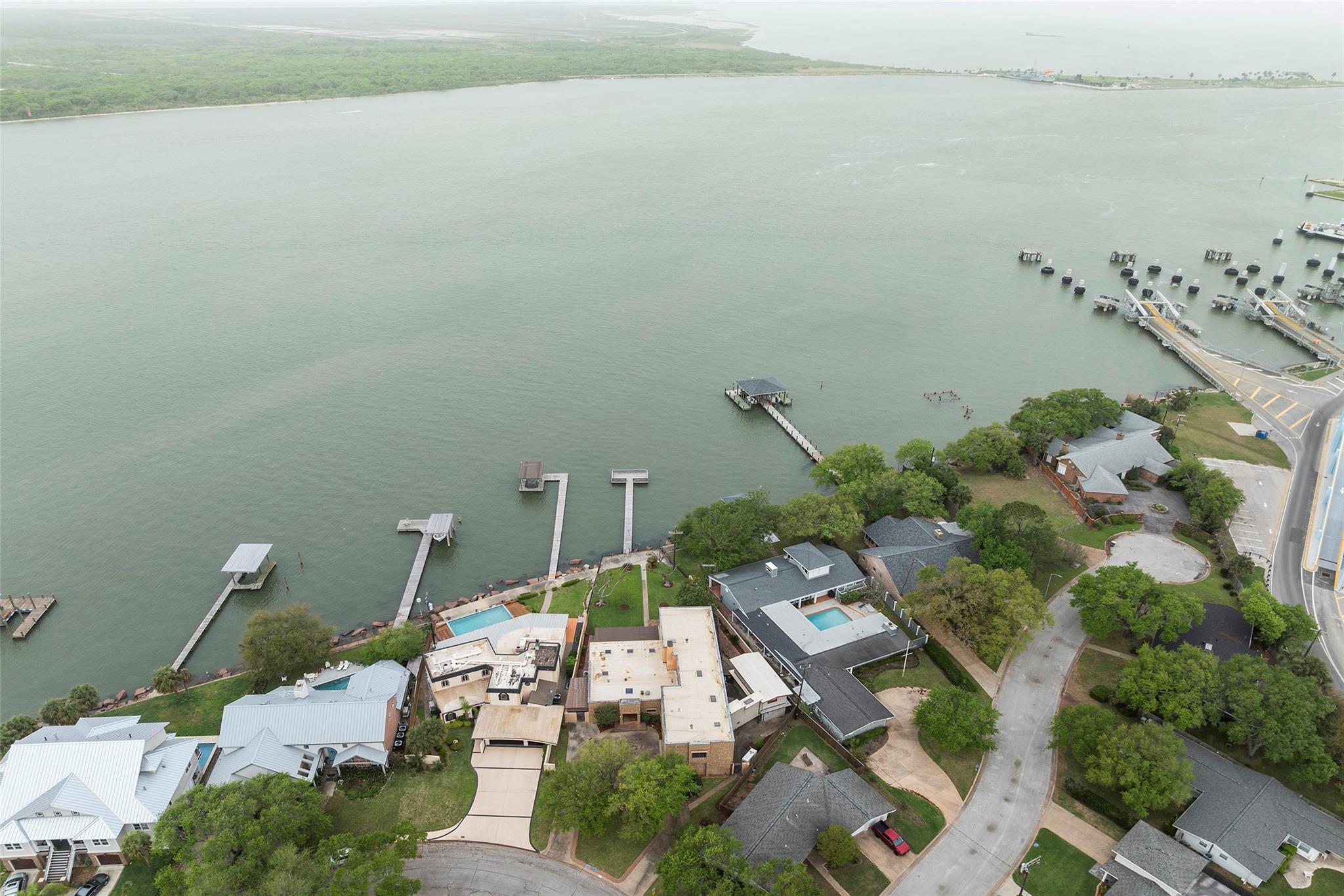 Galveston, Texas, 77550, United States, 4 Bedrooms Bedrooms, ,6 BathroomsBathrooms,Residential,Active,1905067