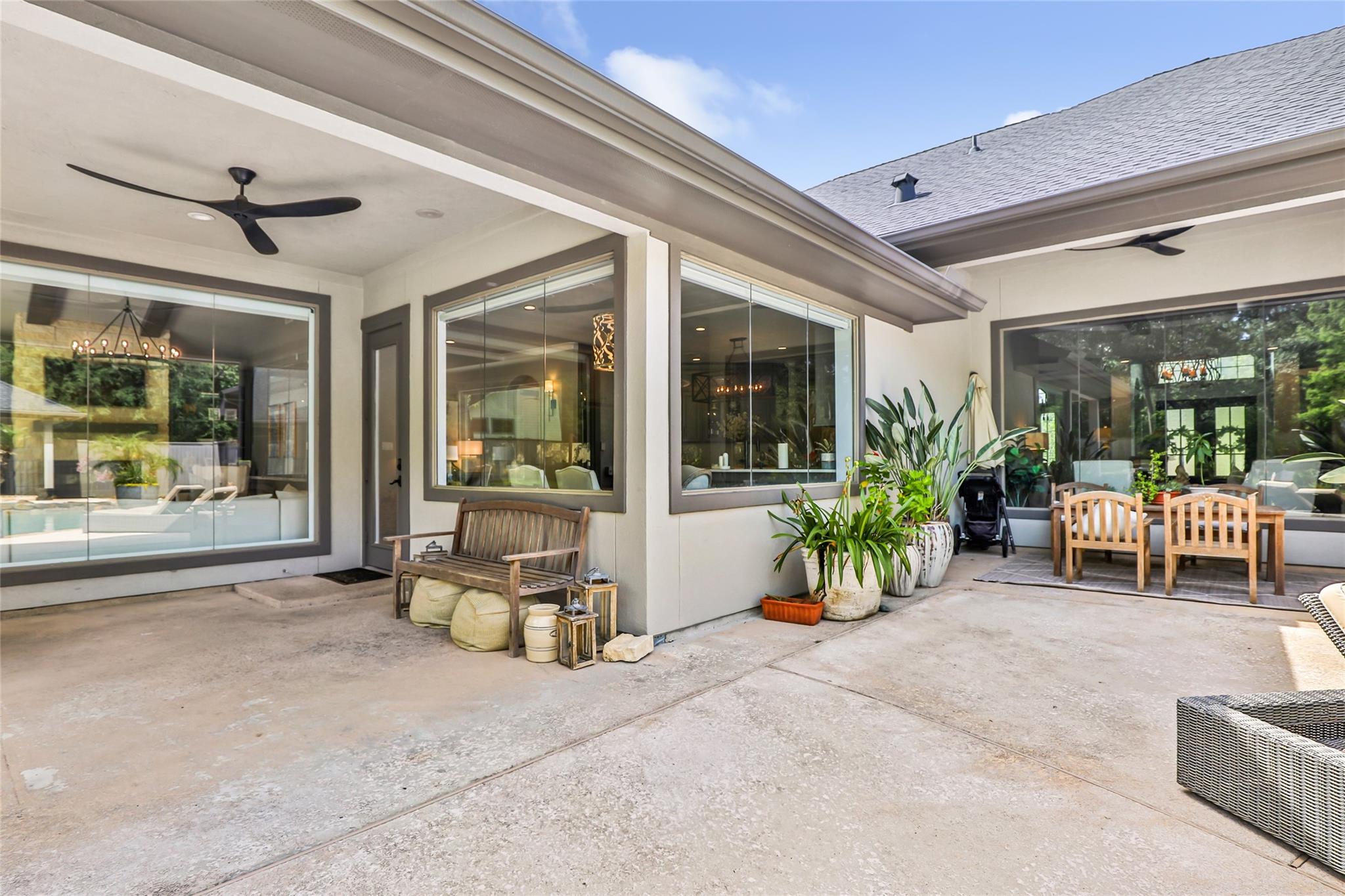 Kingwood, Texas, 77346, United States, 4 Bedrooms Bedrooms, ,6 BathroomsBathrooms,Residential,Active,2007281