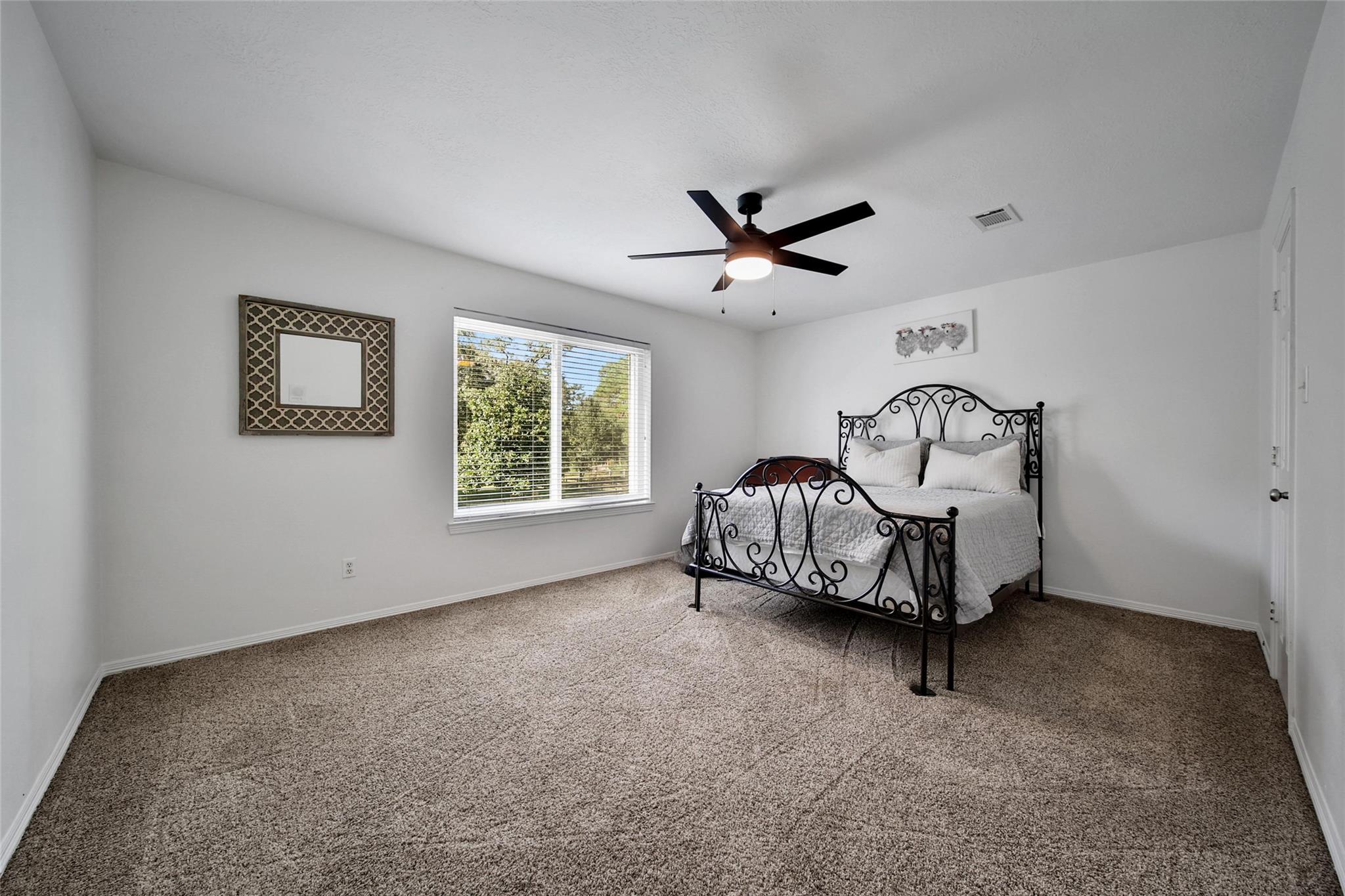 Magnolia, Texas, 77355, United States, 5 Bedrooms Bedrooms, ,3 BathroomsBathrooms,Residential,Active,2000195