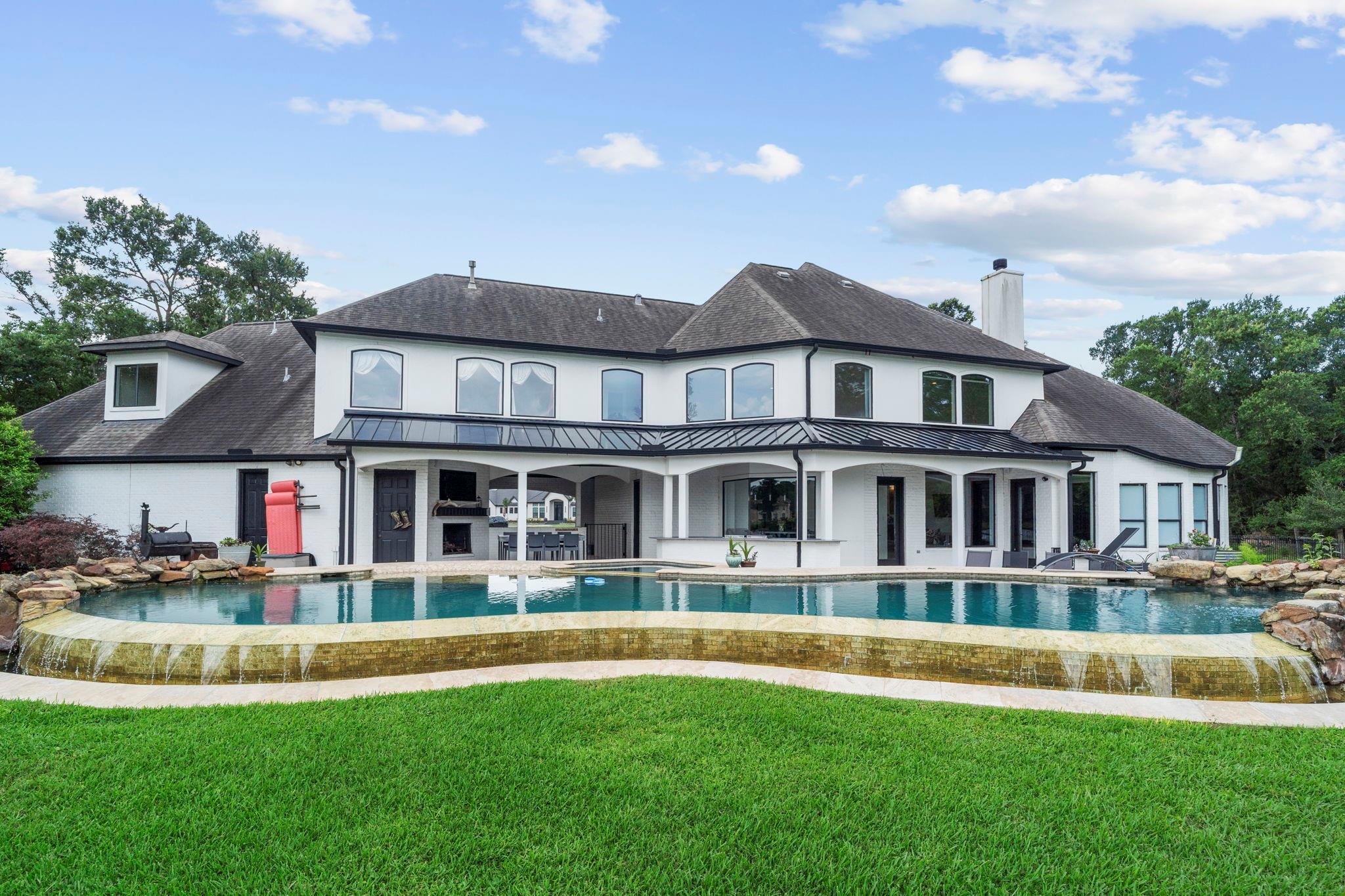 Richmond, Texas, 77469, United States, 5 Bedrooms Bedrooms, ,6 BathroomsBathrooms,Residential,Active,1798130