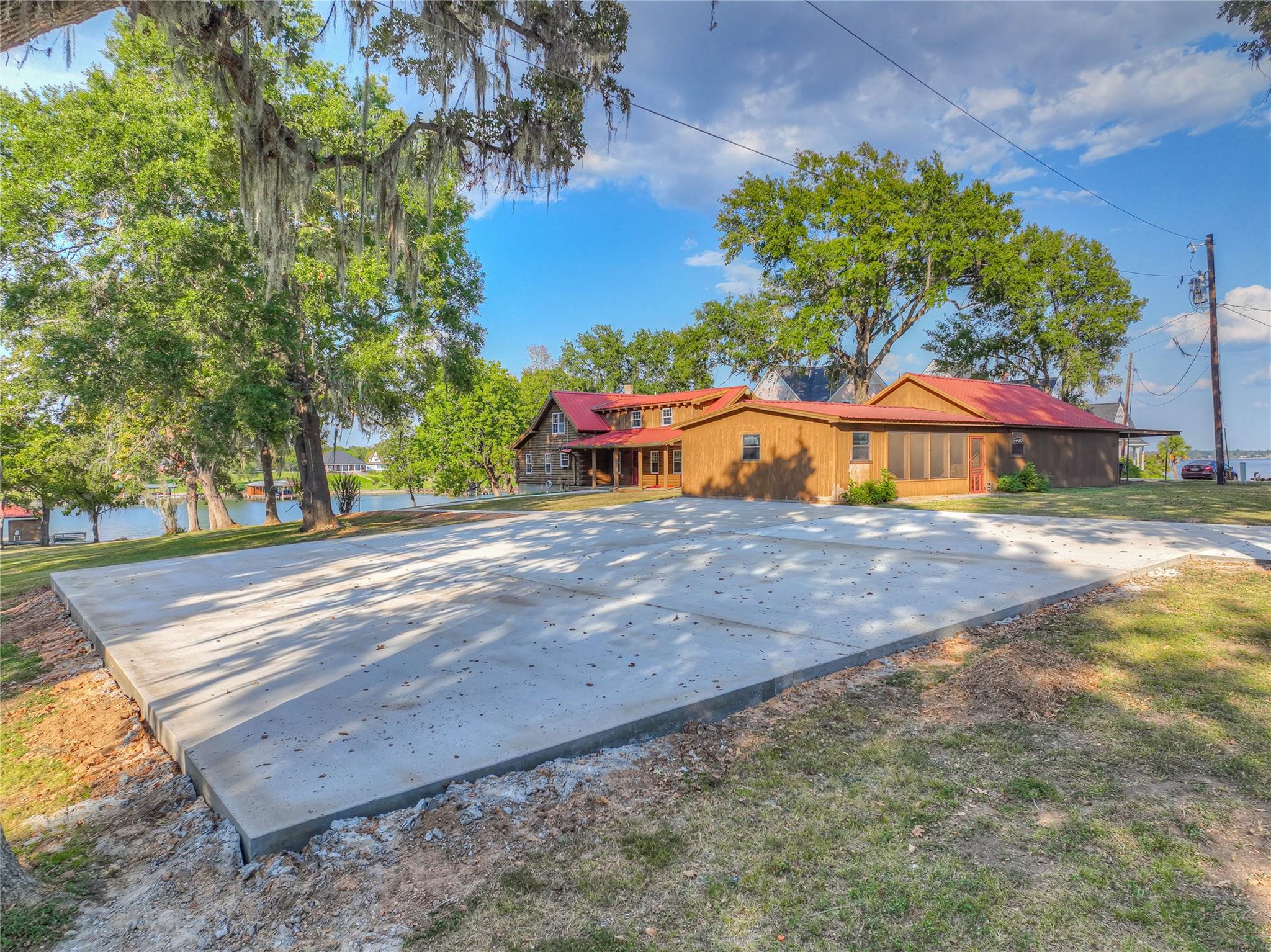 Livingston, Texas, 77351, United States, 3 Bedrooms Bedrooms, ,3 BathroomsBathrooms,Residential,Active,1961912