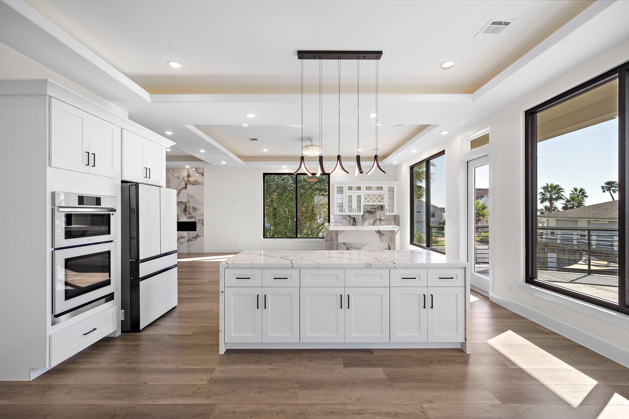 Tiki Island, Texas, 77554, United States, 4 Bedrooms Bedrooms, ,4 BathroomsBathrooms,Residential,Active,1962240