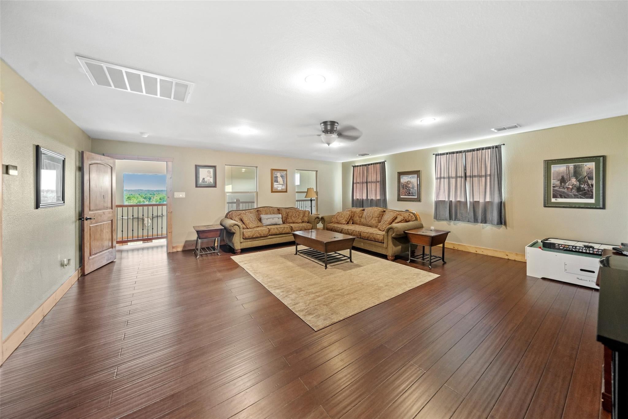 Centerville, Texas, 75833, United States, 6 Bedrooms Bedrooms, ,3 BathroomsBathrooms,Residential,Active,1862877