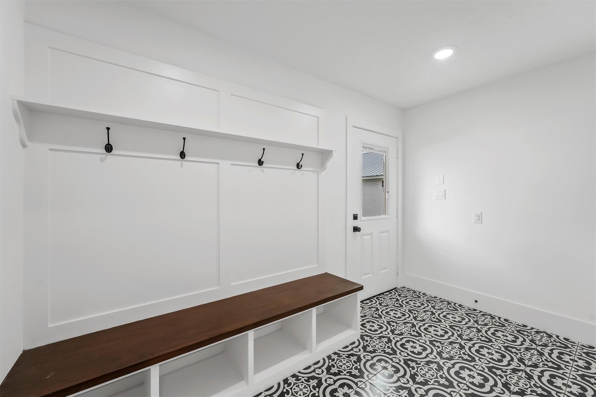 Anderson, Texas, 77830, United States, 6 Bedrooms Bedrooms, ,3 BathroomsBathrooms,Residential,Active,2007292