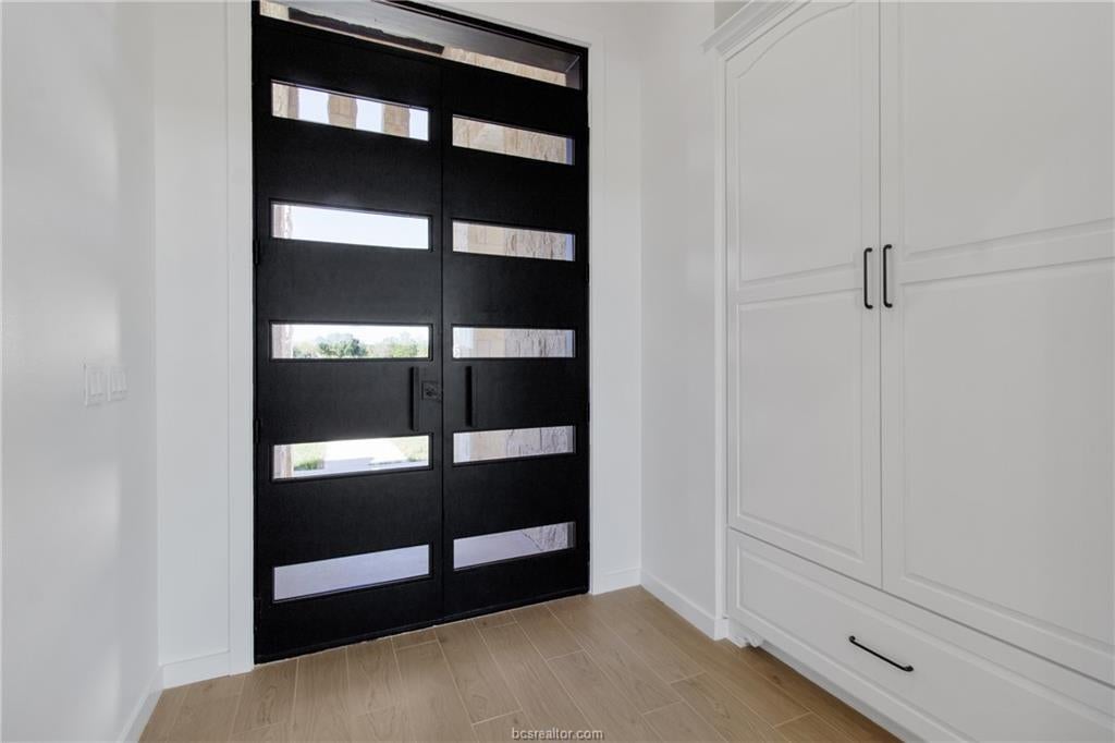 Bryan, Texas, 77845, United States, 4 Bedrooms Bedrooms, ,5 BathroomsBathrooms,Residential,Active,2012484