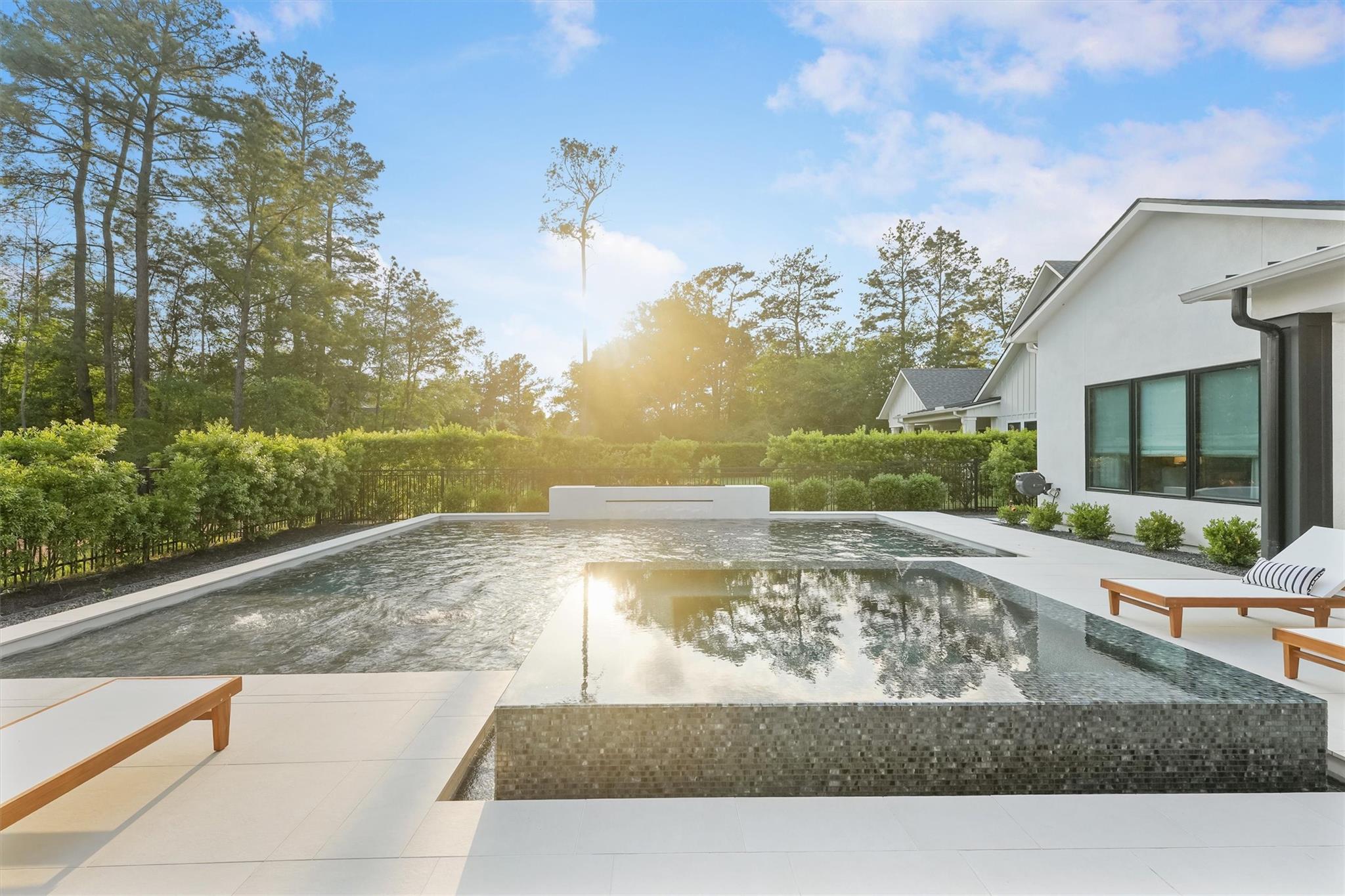 Montgomery, Texas, 77316, United States, 4 Bedrooms Bedrooms, ,6 BathroomsBathrooms,Residential,Active,1972157