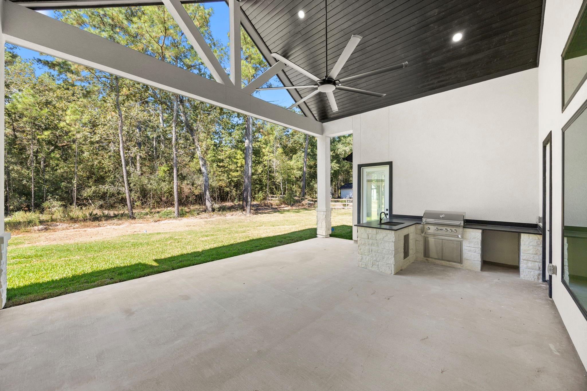 Montgomery, Texas, 77316, United States, 4 Bedrooms Bedrooms, ,4 BathroomsBathrooms,Residential,Active,1962179