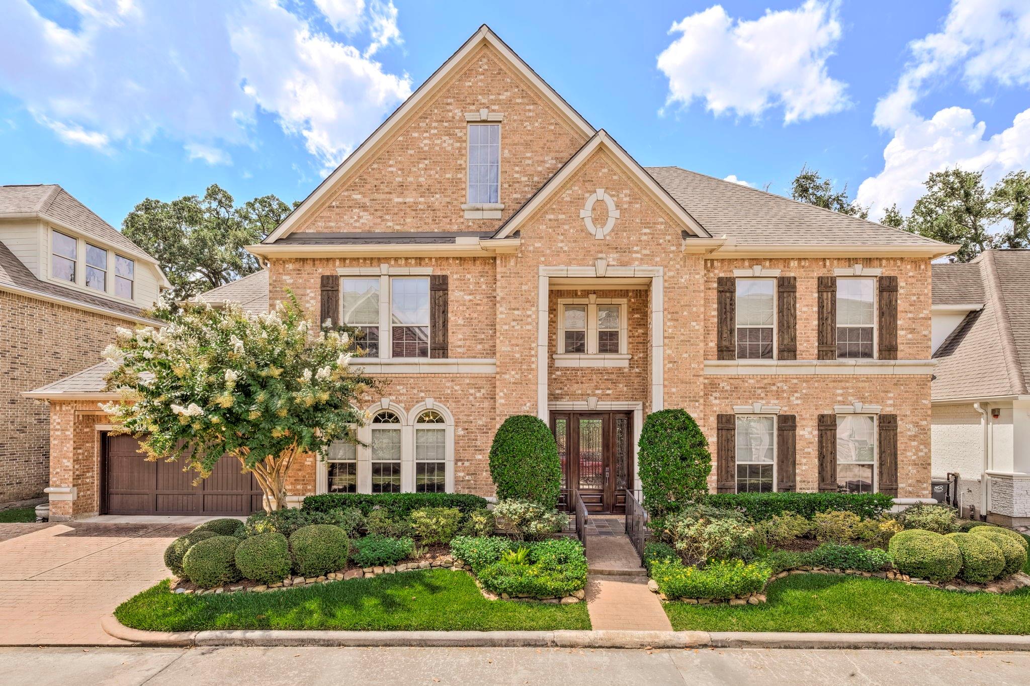 Houston, Texas, 77055, United States, 4 Bedrooms Bedrooms, ,4 BathroomsBathrooms,Residential,Active,1914629