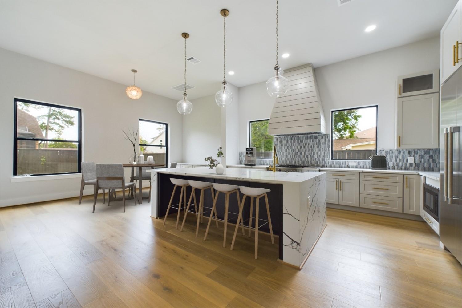 Houston, Texas, 77018, United States, 4 Bedrooms Bedrooms, ,4 BathroomsBathrooms,Residential,Active,1731234