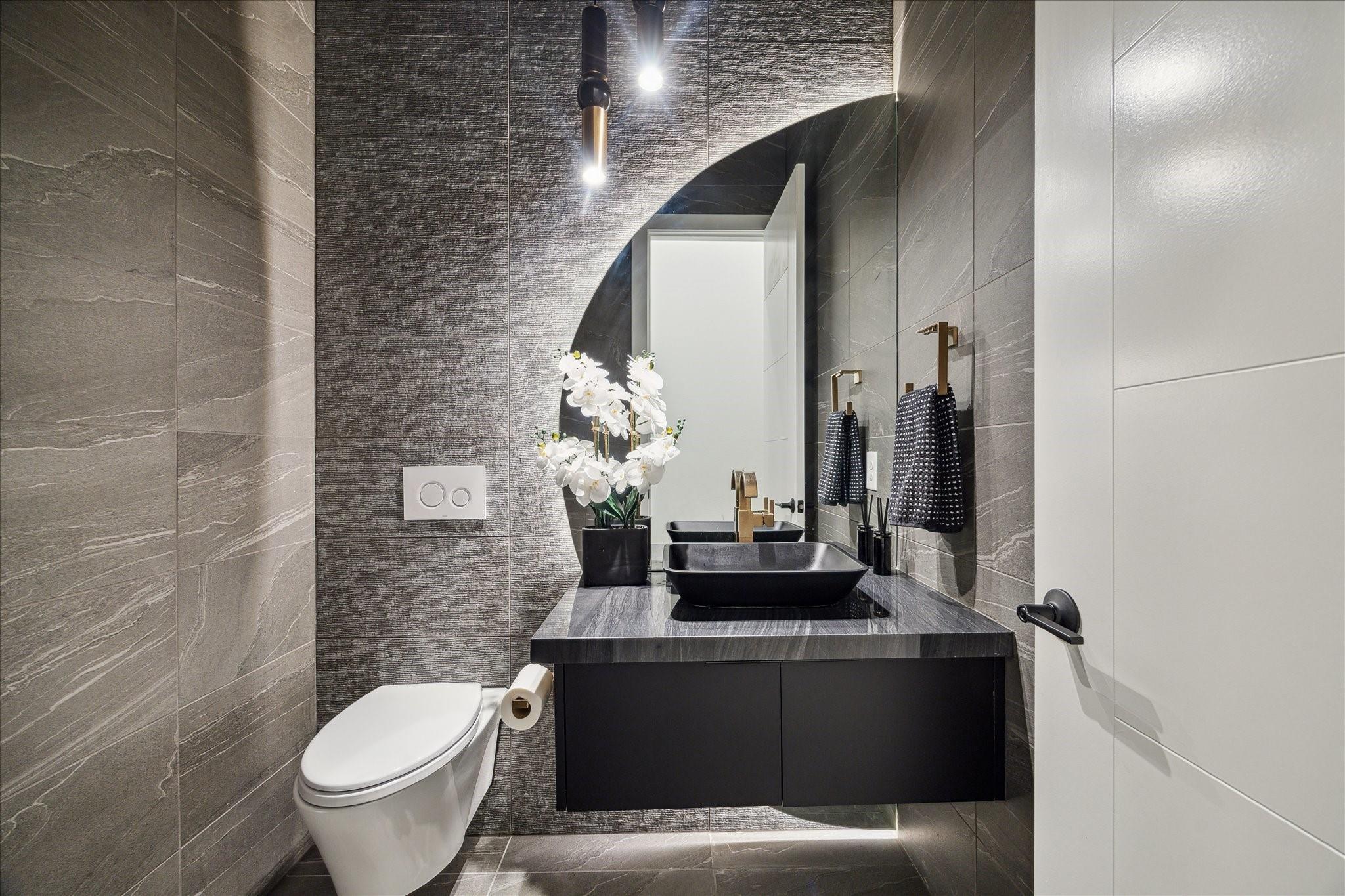 Richmond, Texas, 77469, United States, 5 Bedrooms Bedrooms, ,8 BathroomsBathrooms,Residential,Active,1990594