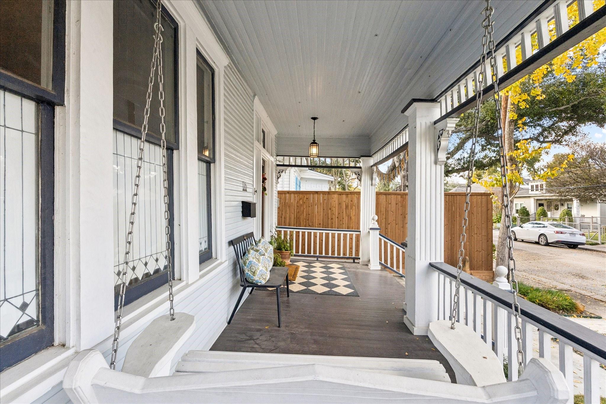 Houston, Texas, 77009, United States, 4 Bedrooms Bedrooms, ,2 BathroomsBathrooms,Residential,Active,2006963