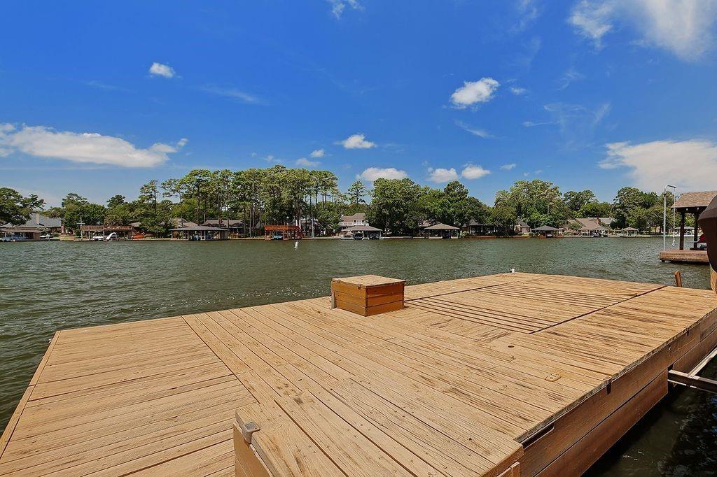 Willis, Texas, 77318, United States, 5 Bedrooms Bedrooms, ,4 BathroomsBathrooms,Residential,Active,1899883