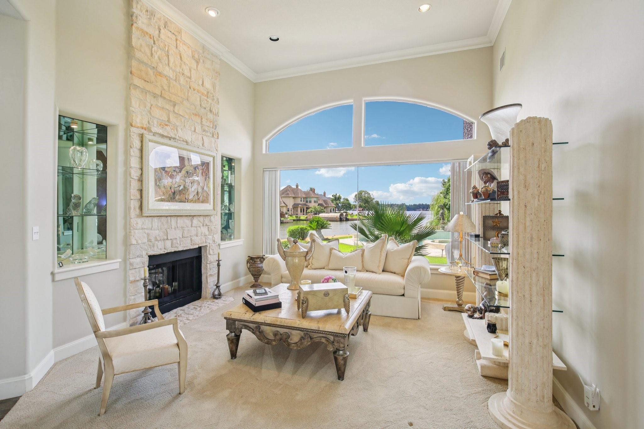 Montgomery, Texas, 77356, United States, 4 Bedrooms Bedrooms, ,5 BathroomsBathrooms,Residential,Active,1894542