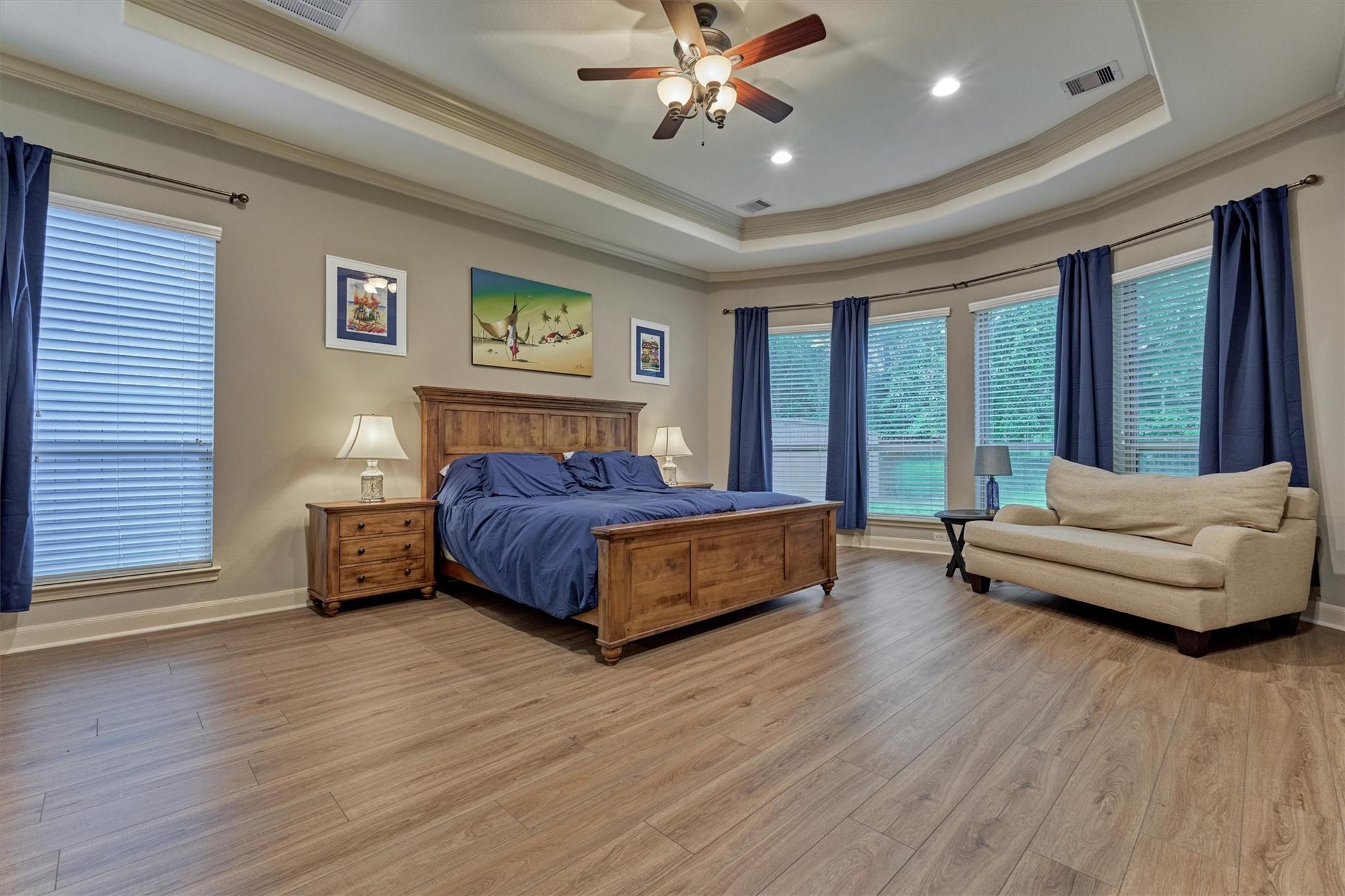 Montgomery, Texas, 77316, United States, 5 Bedrooms Bedrooms, ,4 BathroomsBathrooms,Residential,Active,1927663