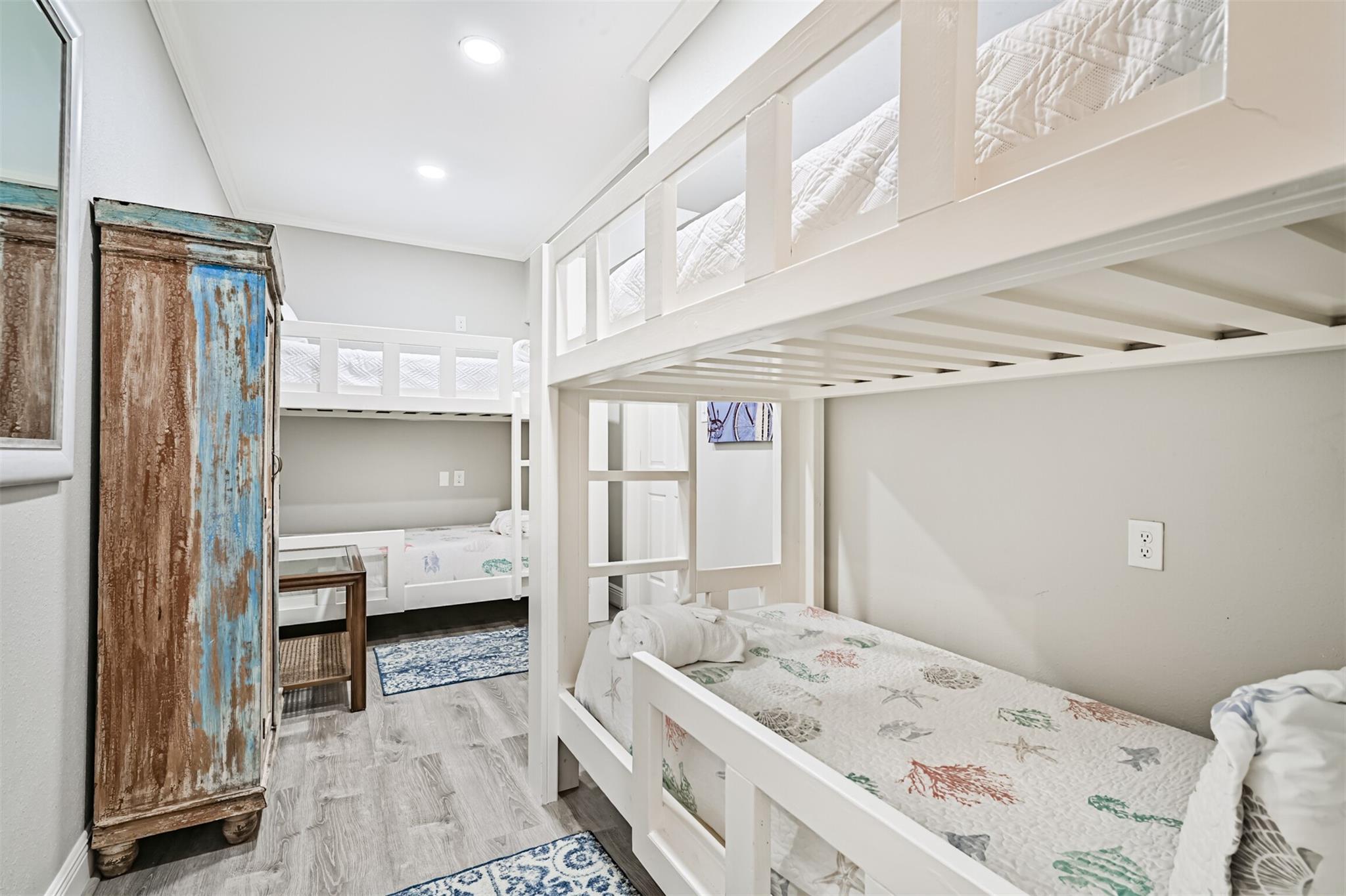 Galveston, Texas, 77554, United States, 6 Bedrooms Bedrooms, ,7 BathroomsBathrooms,Residential,Active,1907960