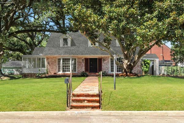 609 WALNUT ST, WHARTON, TX 77488 - Image 1