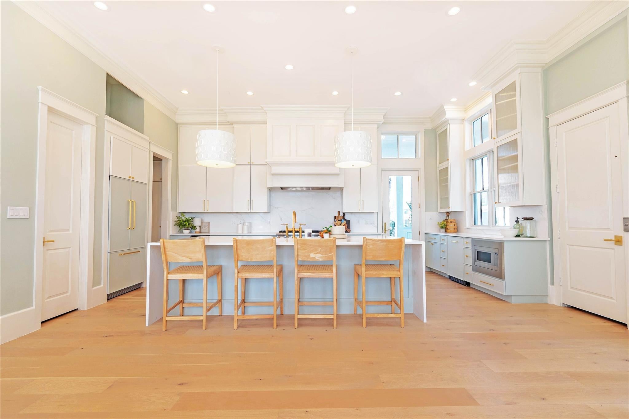 Galveston, Texas, 77554, United States, 6 Bedrooms Bedrooms, ,6 BathroomsBathrooms,Residential,Active,2014924