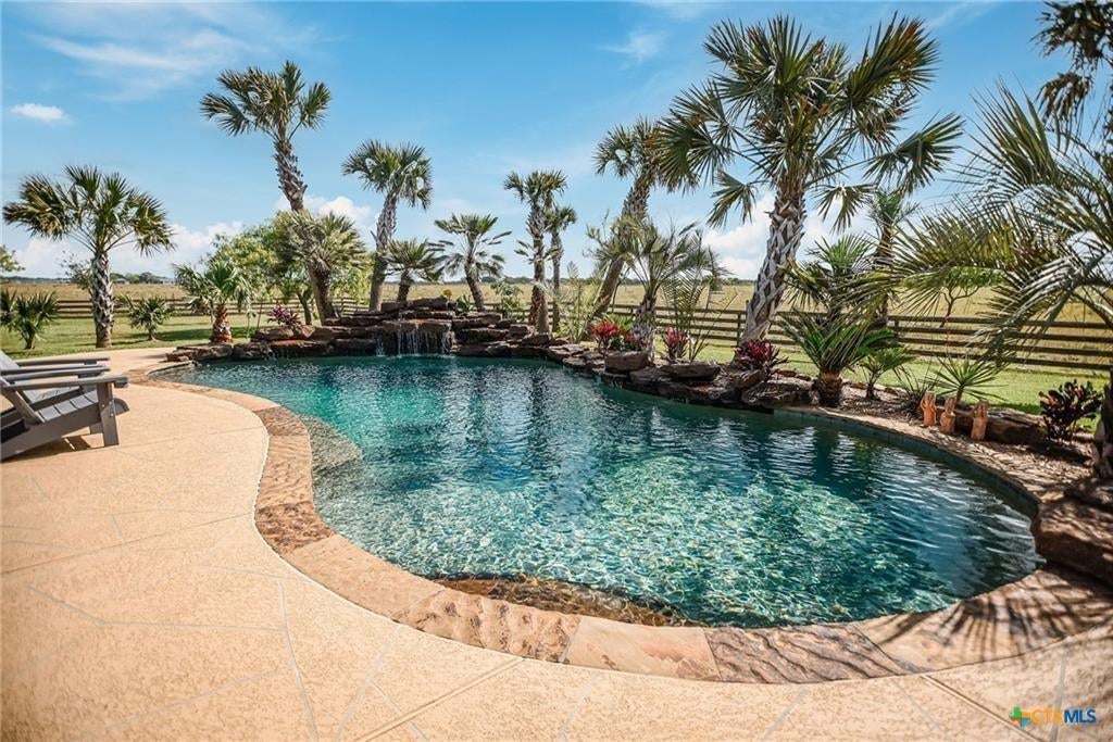 Port Lavaca, Texas, 77979, United States, 3 Bedrooms Bedrooms, ,3 BathroomsBathrooms,Residential,Active,1871222