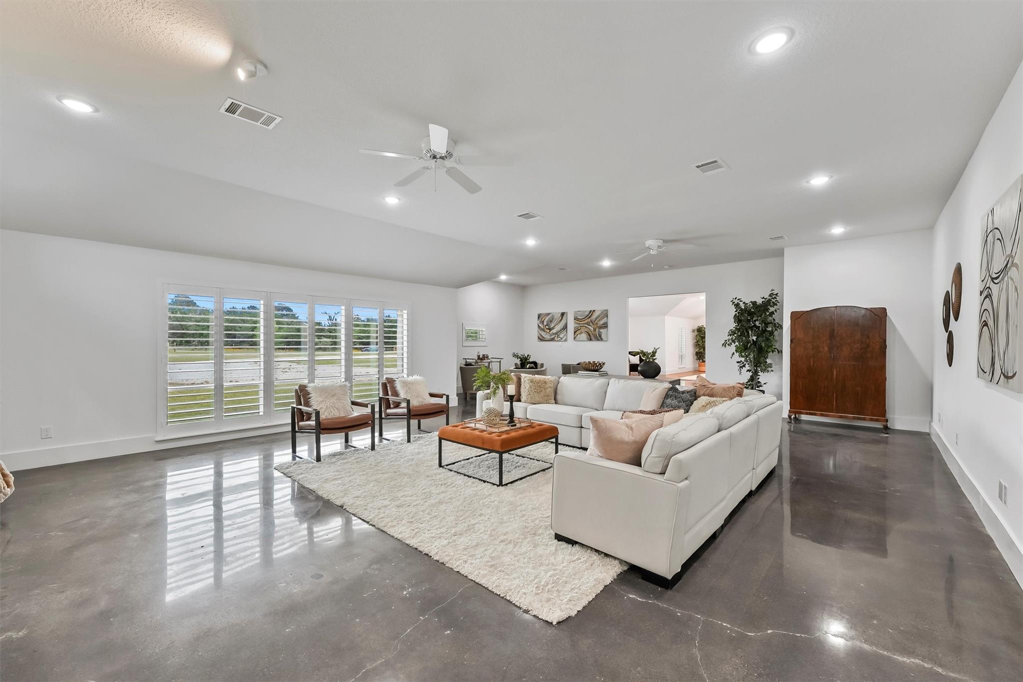 Anderson, Texas, 77830, United States, 6 Bedrooms Bedrooms, ,3 BathroomsBathrooms,Residential,Active,2007277