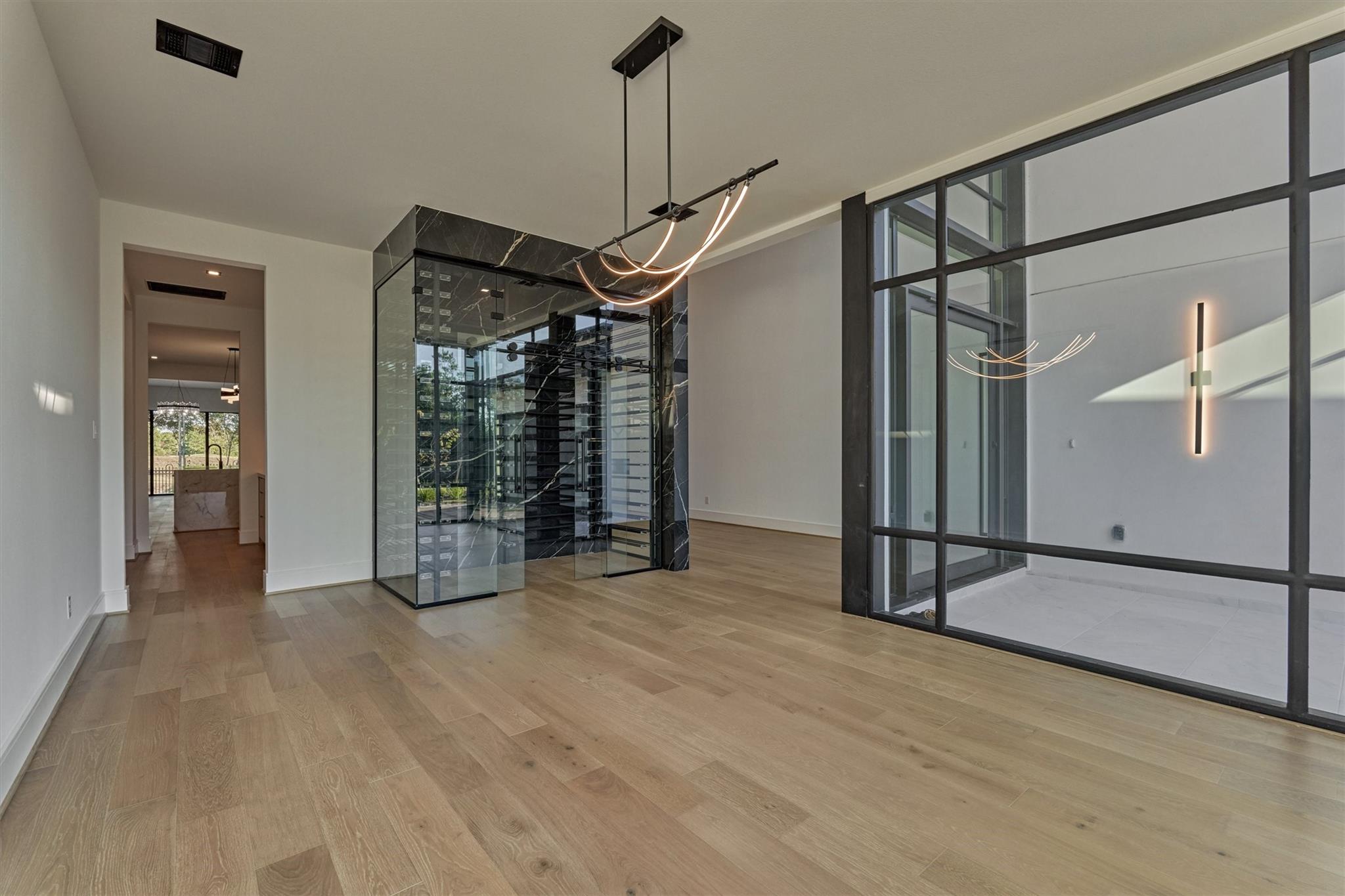 Spring, Texas, 77389, United States, 6 Bedrooms Bedrooms, ,8 BathroomsBathrooms,Residential,Active,1988447