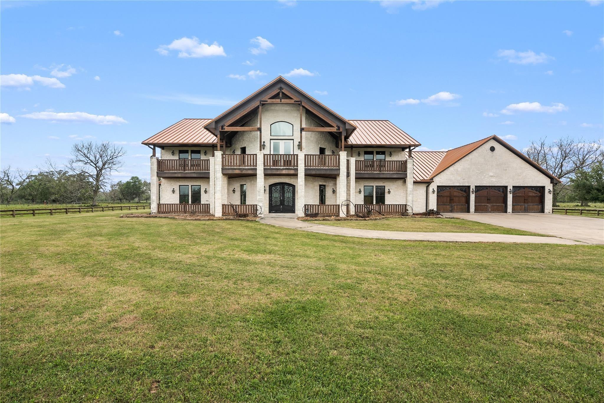 Sweeny, Texas, 77480, United States, 5 Bedrooms Bedrooms, ,5 BathroomsBathrooms,Residential,Active,1919065