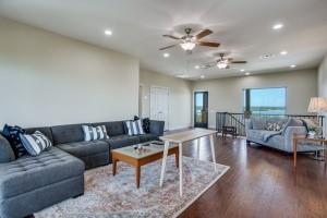 Burnet, Texas, 78611, United States, ,4 BathroomsBathrooms,Residential,Active,1702915