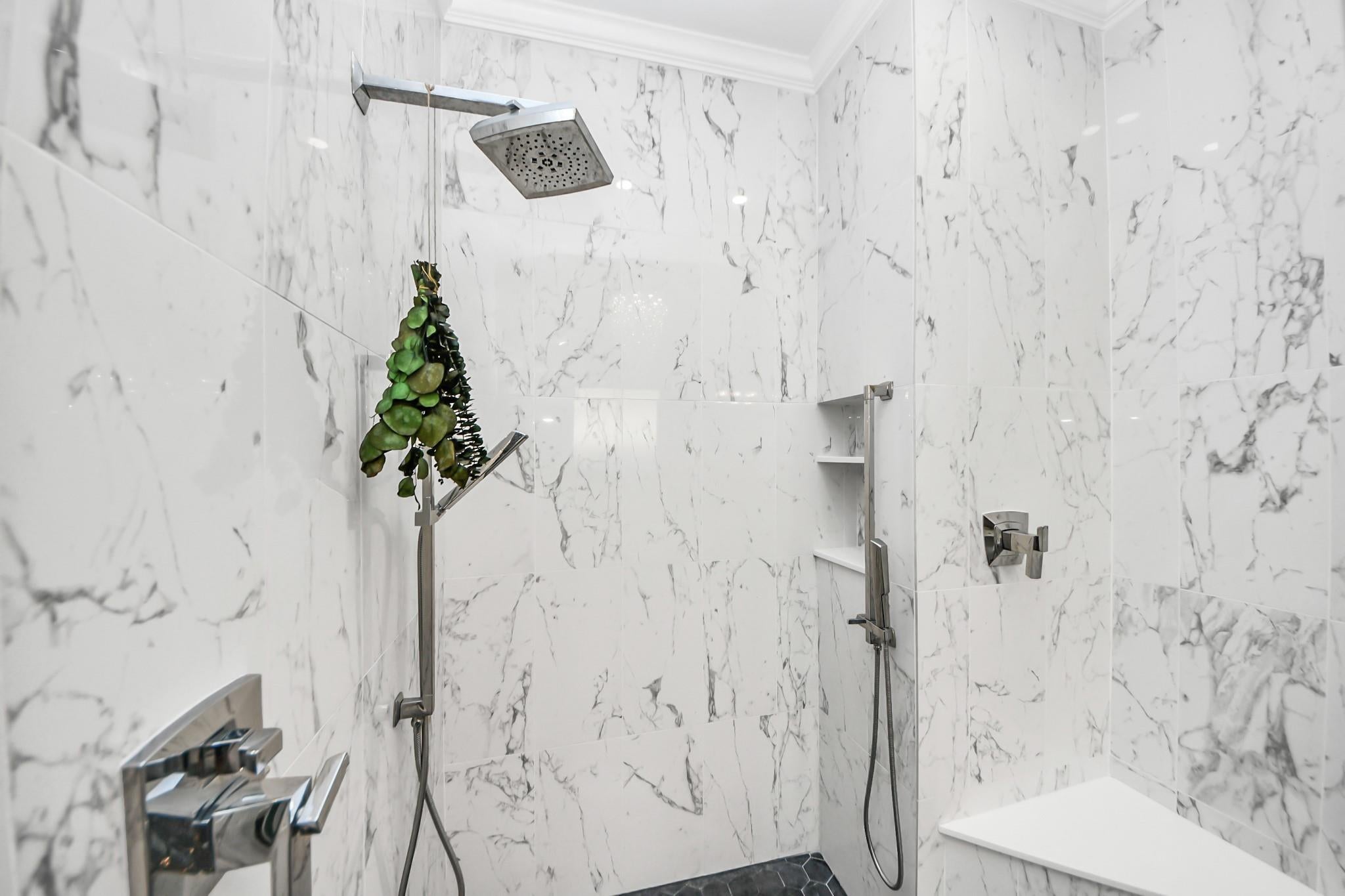 Missouri City, Texas, 77459, United States, 5 Bedrooms Bedrooms, ,4 BathroomsBathrooms,Residential,Active,1922655