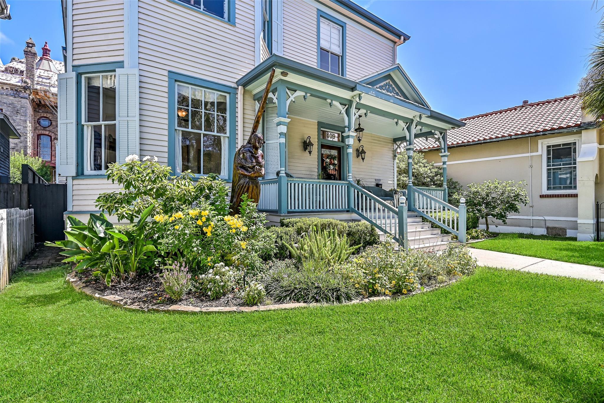 Galveston, Texas, 77550, United States, 6 Bedrooms Bedrooms, ,4 BathroomsBathrooms,Residential,Active,1899876