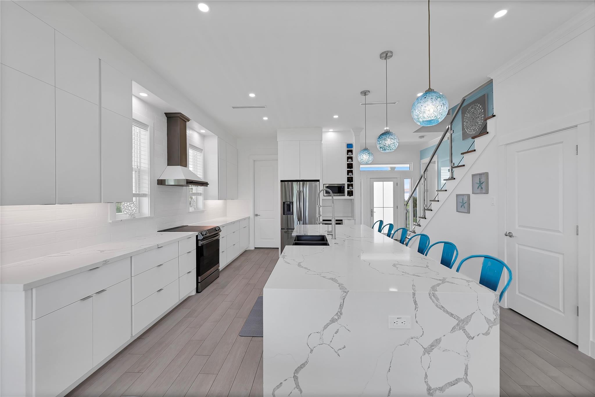 Galveston, Texas, 77554, United States, 4 Bedrooms Bedrooms, ,5 BathroomsBathrooms,Residential,Active,2007141