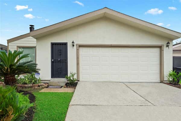 11810 BOB WHITE DR, HOUSTON, TX 77035 - Image 1