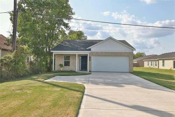 1804 GROESBECK ST, BRYAN, TX 77803, photo 4 of 30