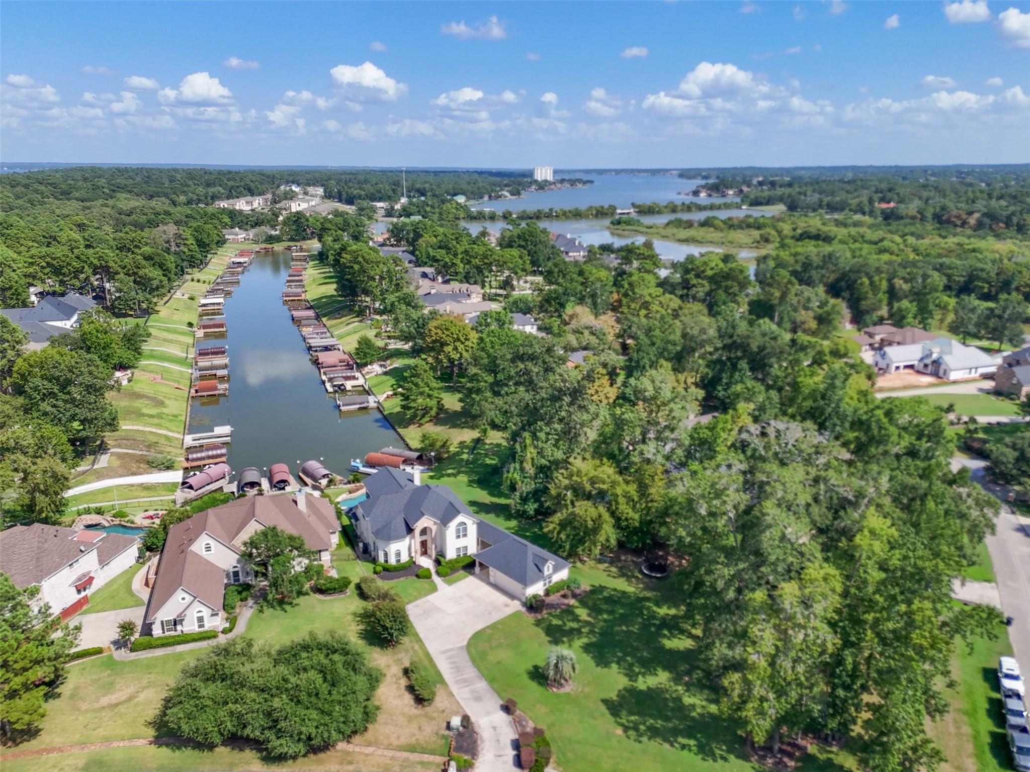 Montgomery, Texas, 77356, United States, 4 Bedrooms Bedrooms, ,4 BathroomsBathrooms,Residential,Active,1945544