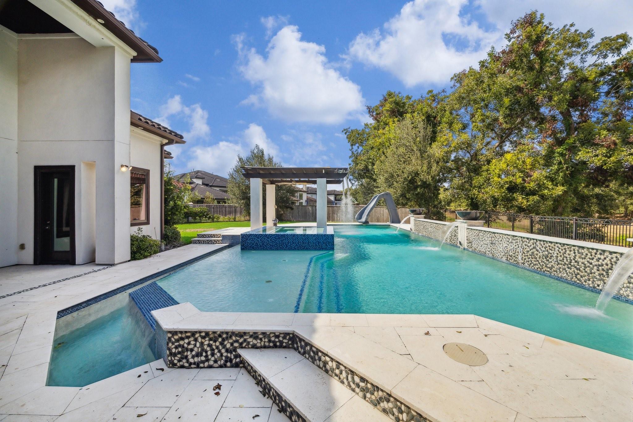 Sugar Land, Texas, 77479, United States, 5 Bedrooms Bedrooms, ,6 BathroomsBathrooms,Residential,Active,2015429