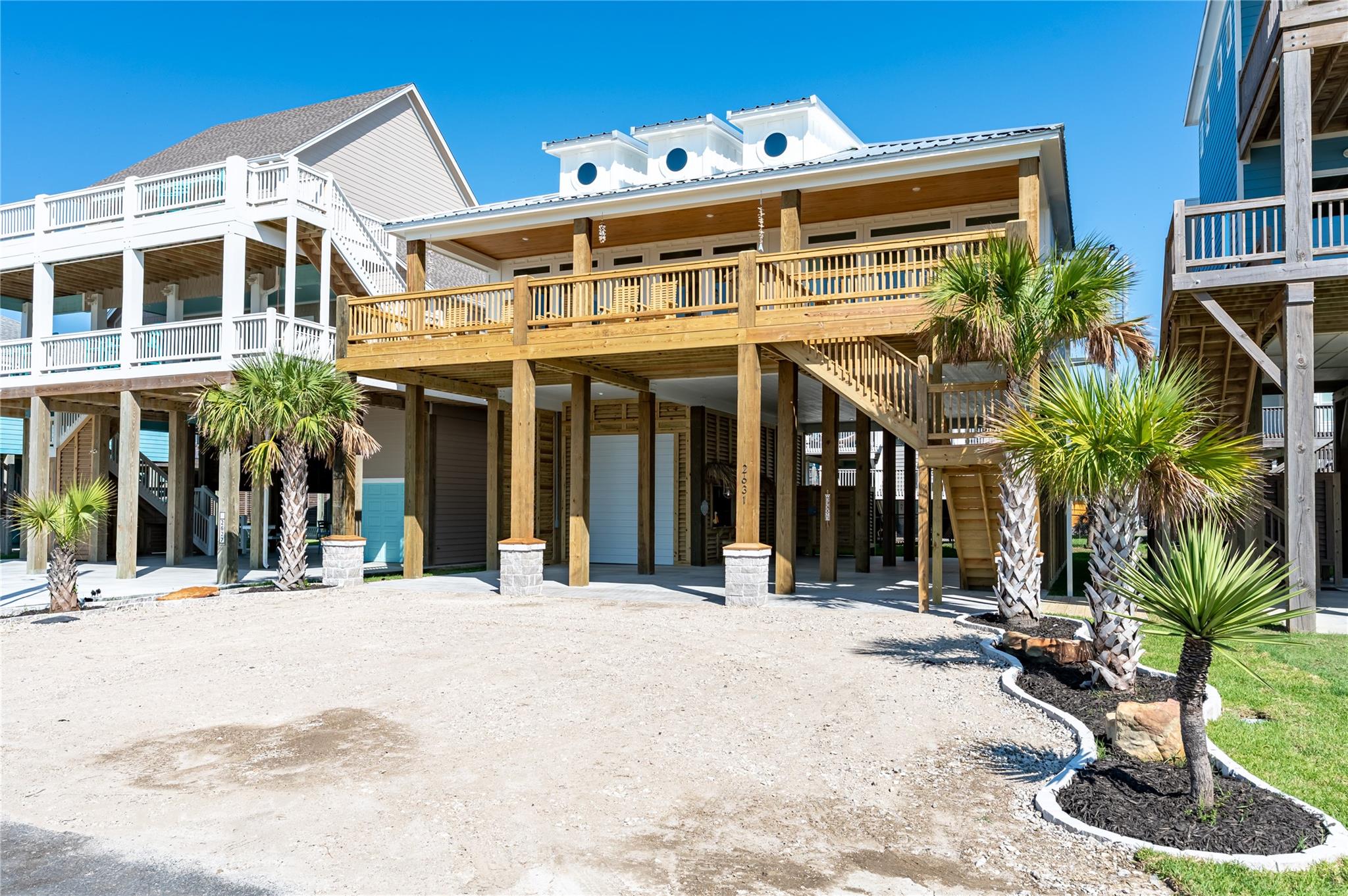 Crystal Beach, Texas, 77650, United States, 4 Bedrooms Bedrooms, ,3 BathroomsBathrooms,Residential,Active,1944100