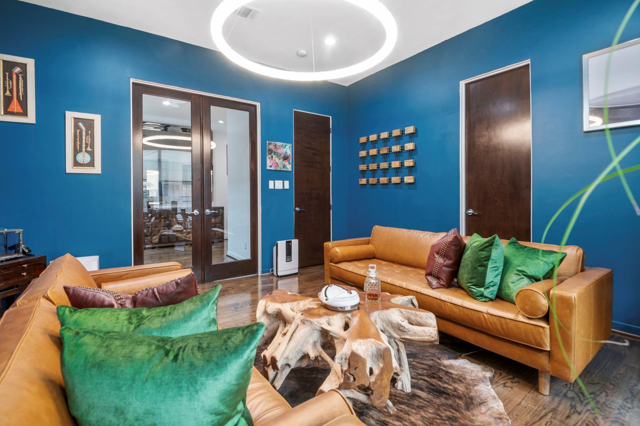 Houston, Texas, 77027, United States, 5 Bedrooms Bedrooms, ,4 BathroomsBathrooms,Residential,Active,2006985