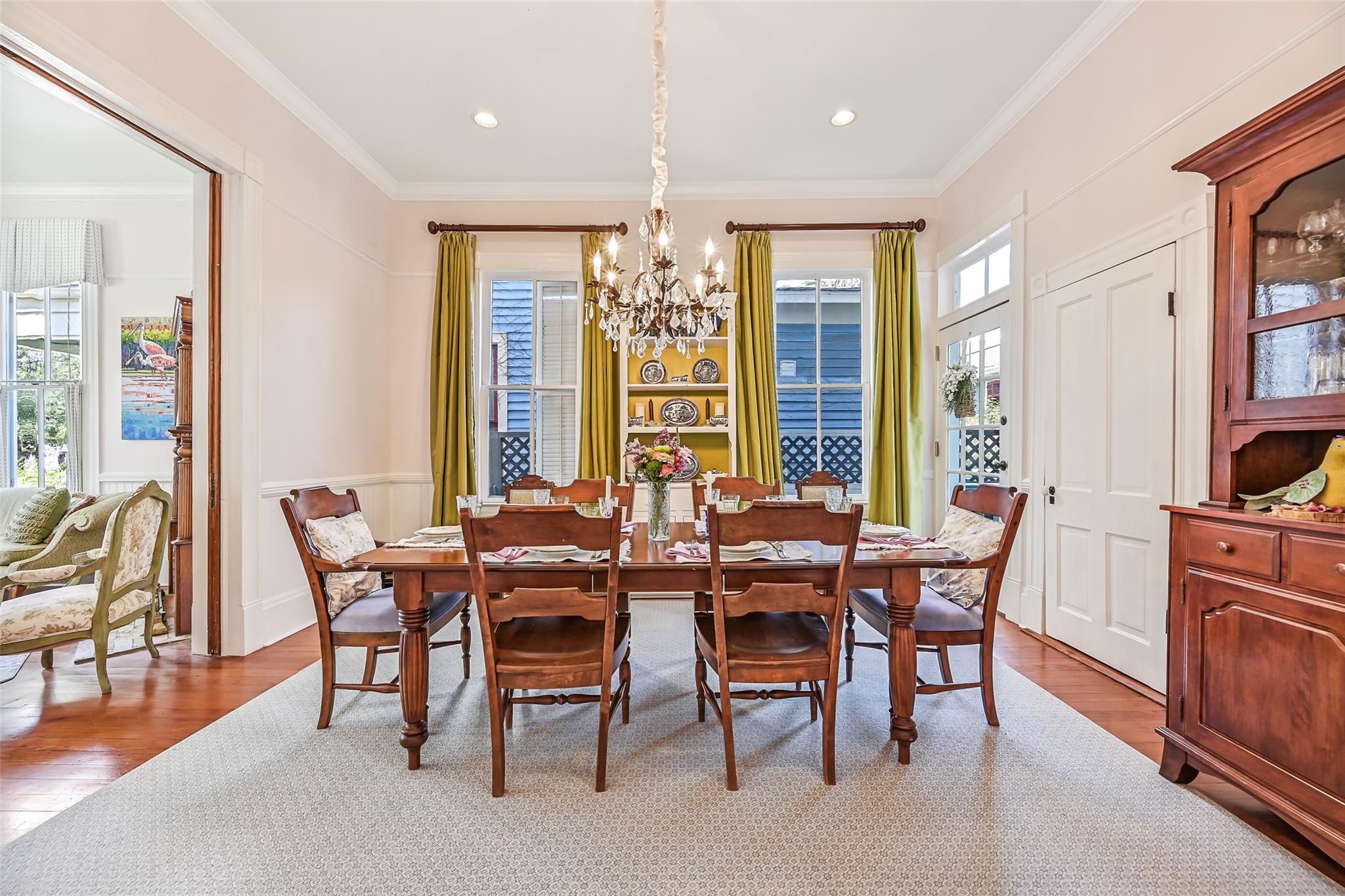 Galveston, Texas, 77550, United States, 6 Bedrooms Bedrooms, ,4 BathroomsBathrooms,Residential,Active,1899876