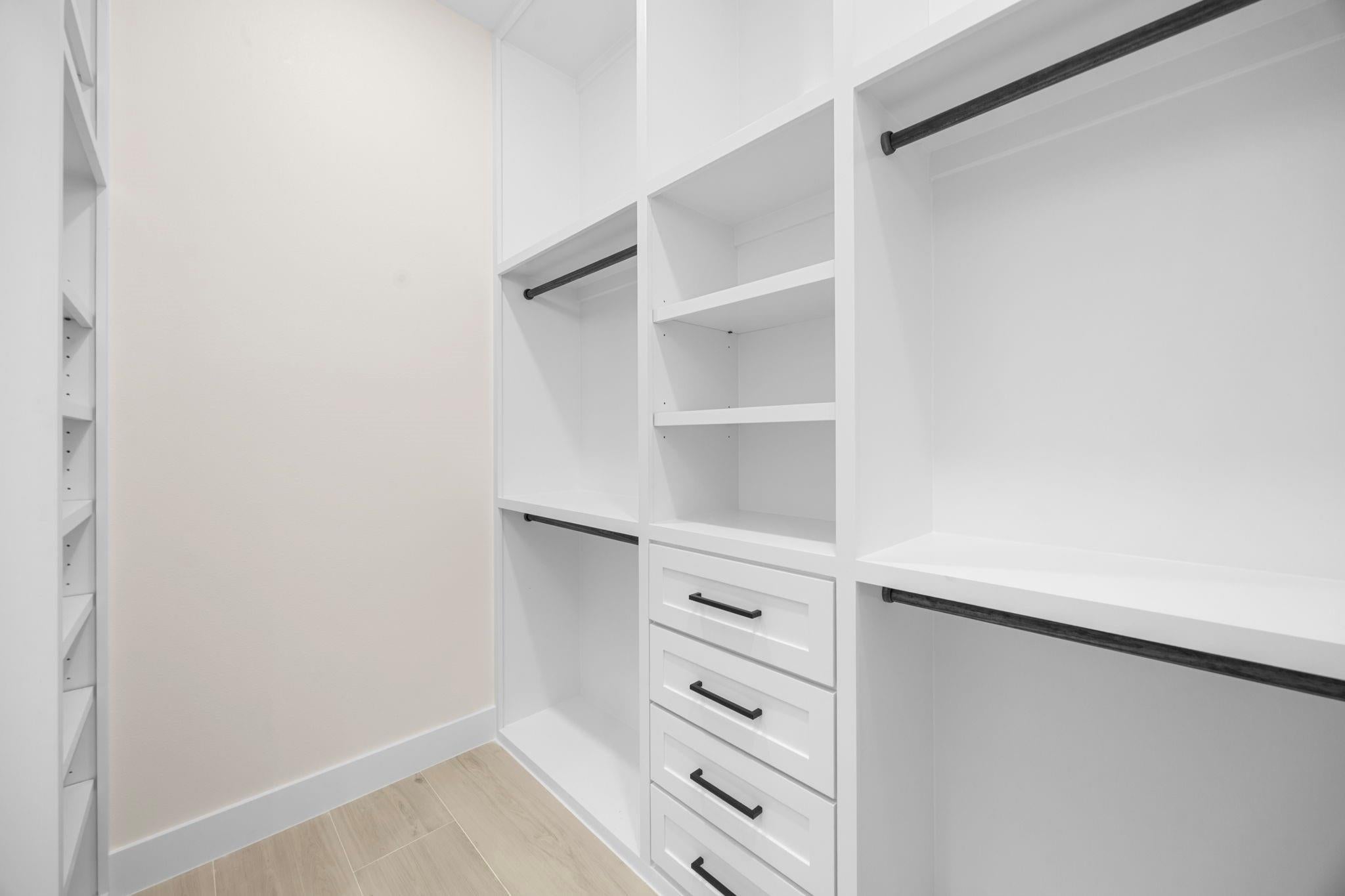 Montgomery, Texas, 77316, United States, 4 Bedrooms Bedrooms, ,4 BathroomsBathrooms,Residential,Active,1962179