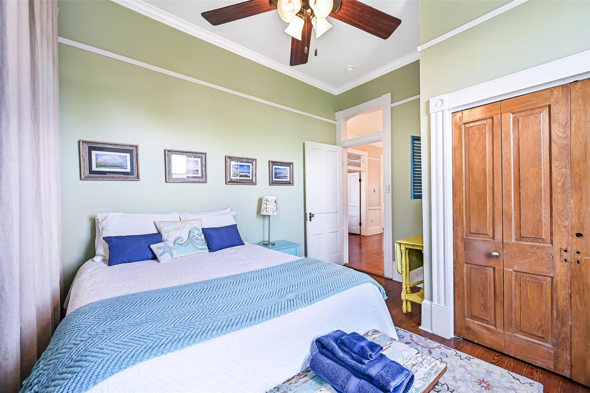 Galveston, Texas, 77550, United States, 6 Bedrooms Bedrooms, ,4 BathroomsBathrooms,Residential,Active,1899876