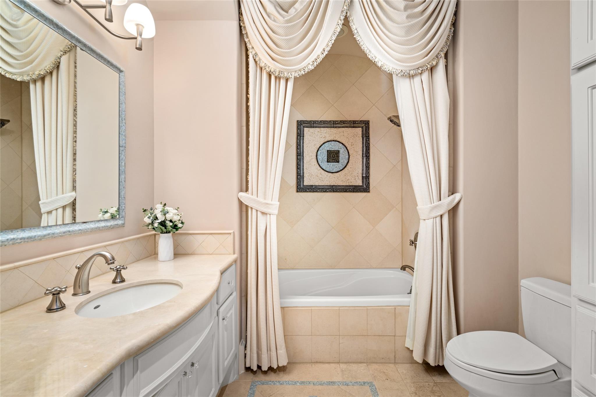 Houston, Texas, 77082, United States, 5 Bedrooms Bedrooms, ,7 BathroomsBathrooms,Residential,Active,2002343