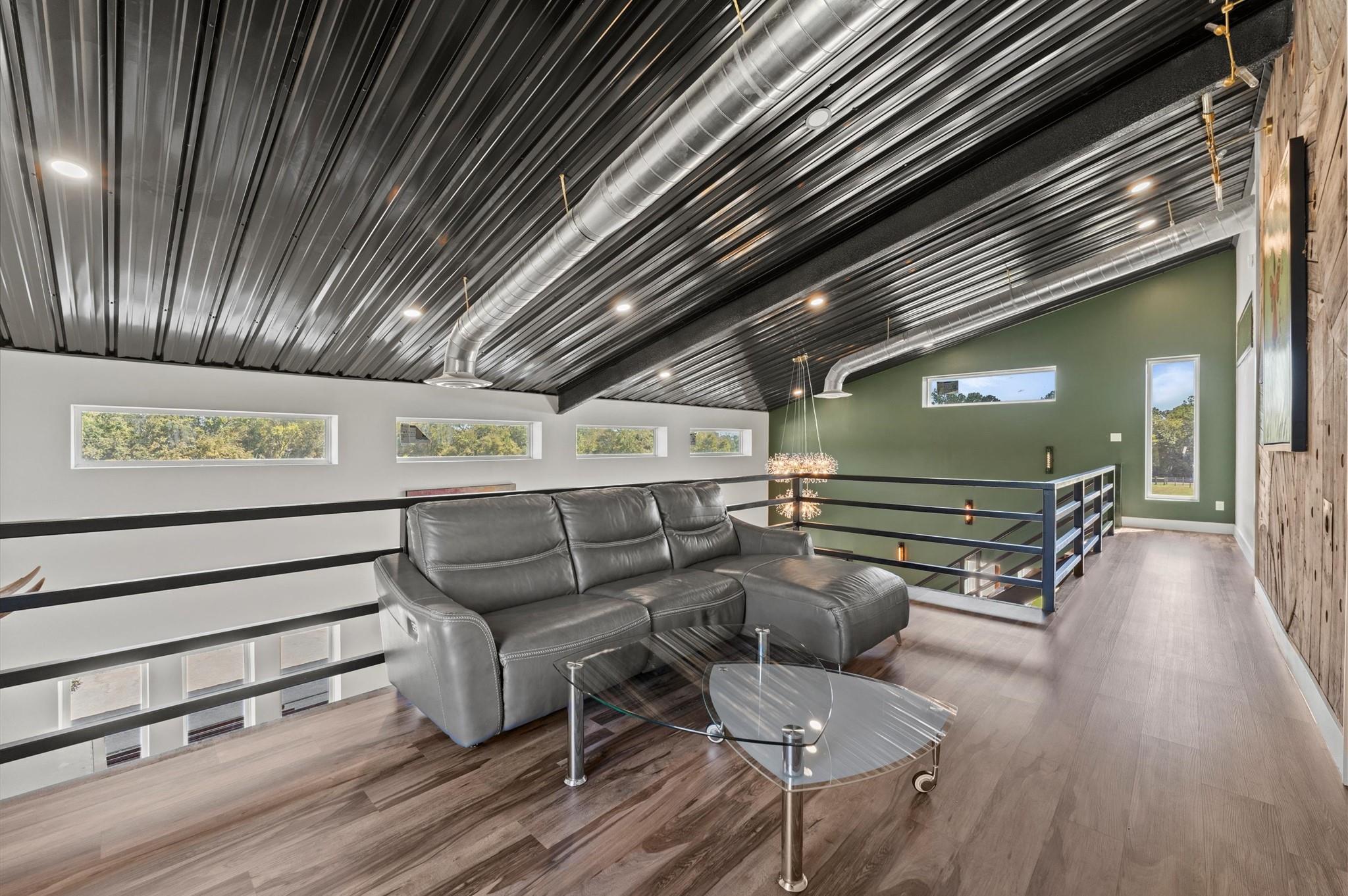 Montgomery, Texas, 77316, United States, 5 Bedrooms Bedrooms, ,7 BathroomsBathrooms,Residential,Active,1963409