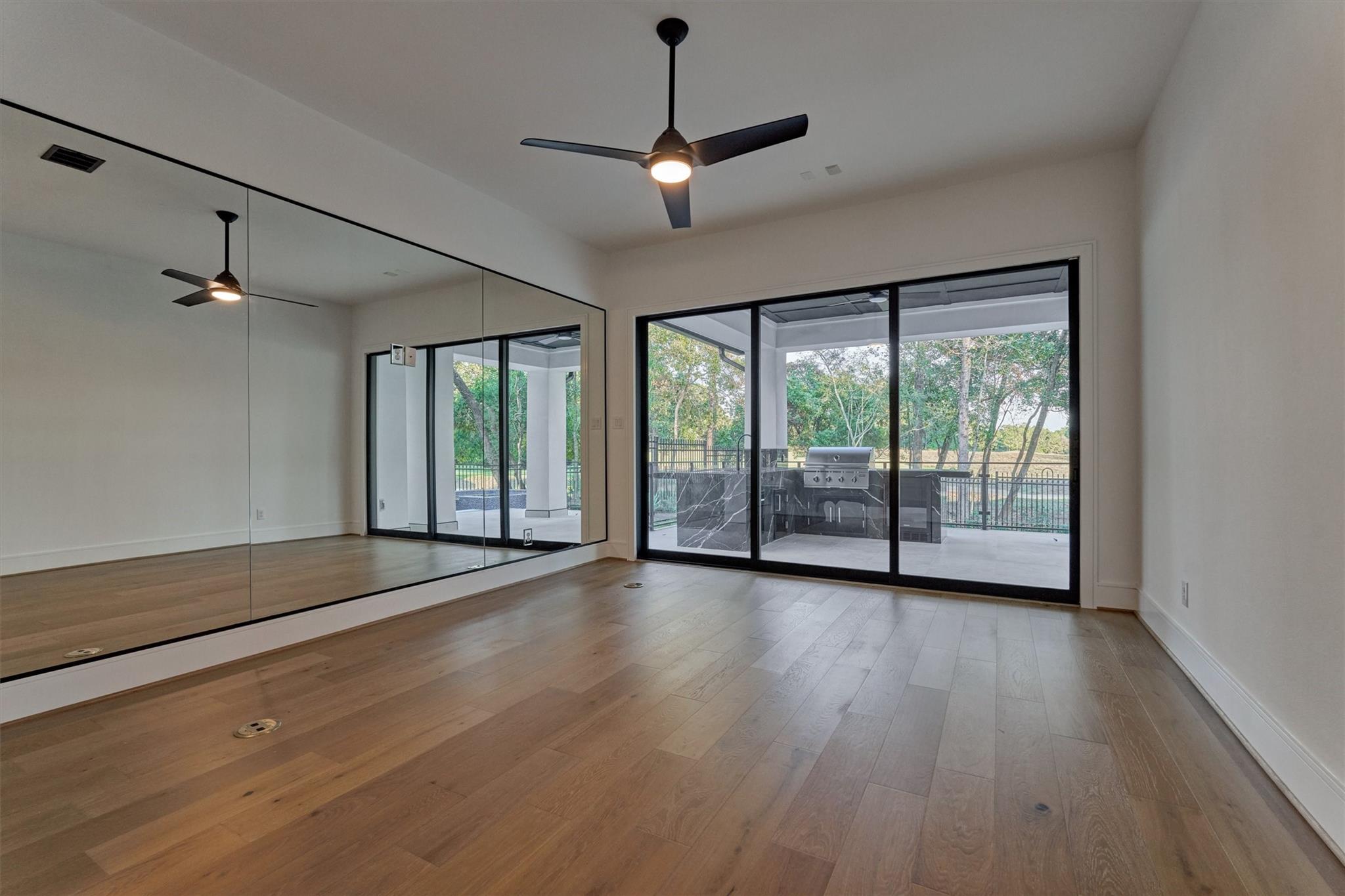 Spring, Texas, 77389, United States, 6 Bedrooms Bedrooms, ,8 BathroomsBathrooms,Residential,Active,1988447