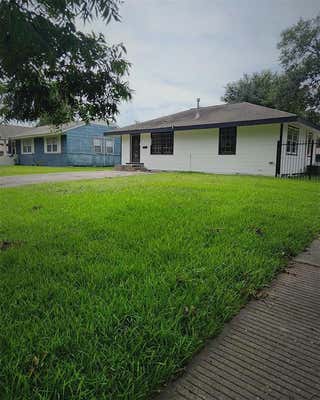 7135 LINA ST, HOUSTON, TX 77087 - Image 1